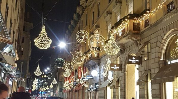 Affitti, Montenapoleone a Milano la via del lusso più cara al mondo: è una città internazionale